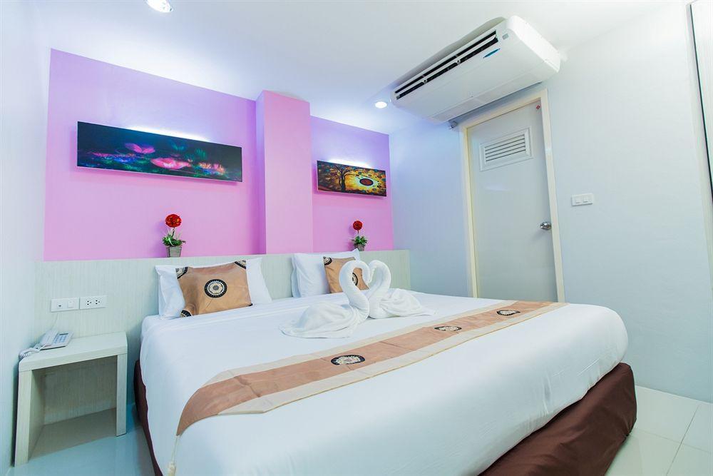 Le Touche Hotel 방콕 외부 사진